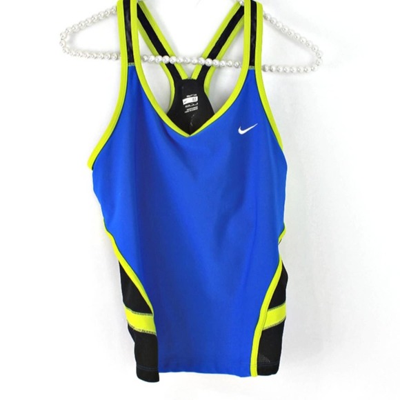 Nike Dri-FIT Training Tank - Picture 2 of 9